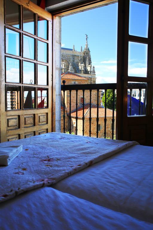 Hotel Gaudi Astorga Szoba fotó